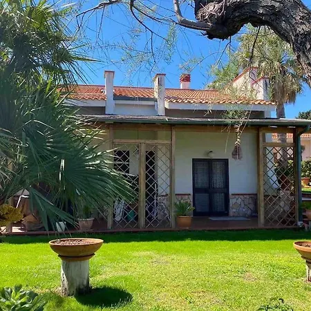Villa Azzurra *