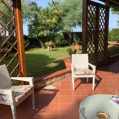 Azzurra Villa